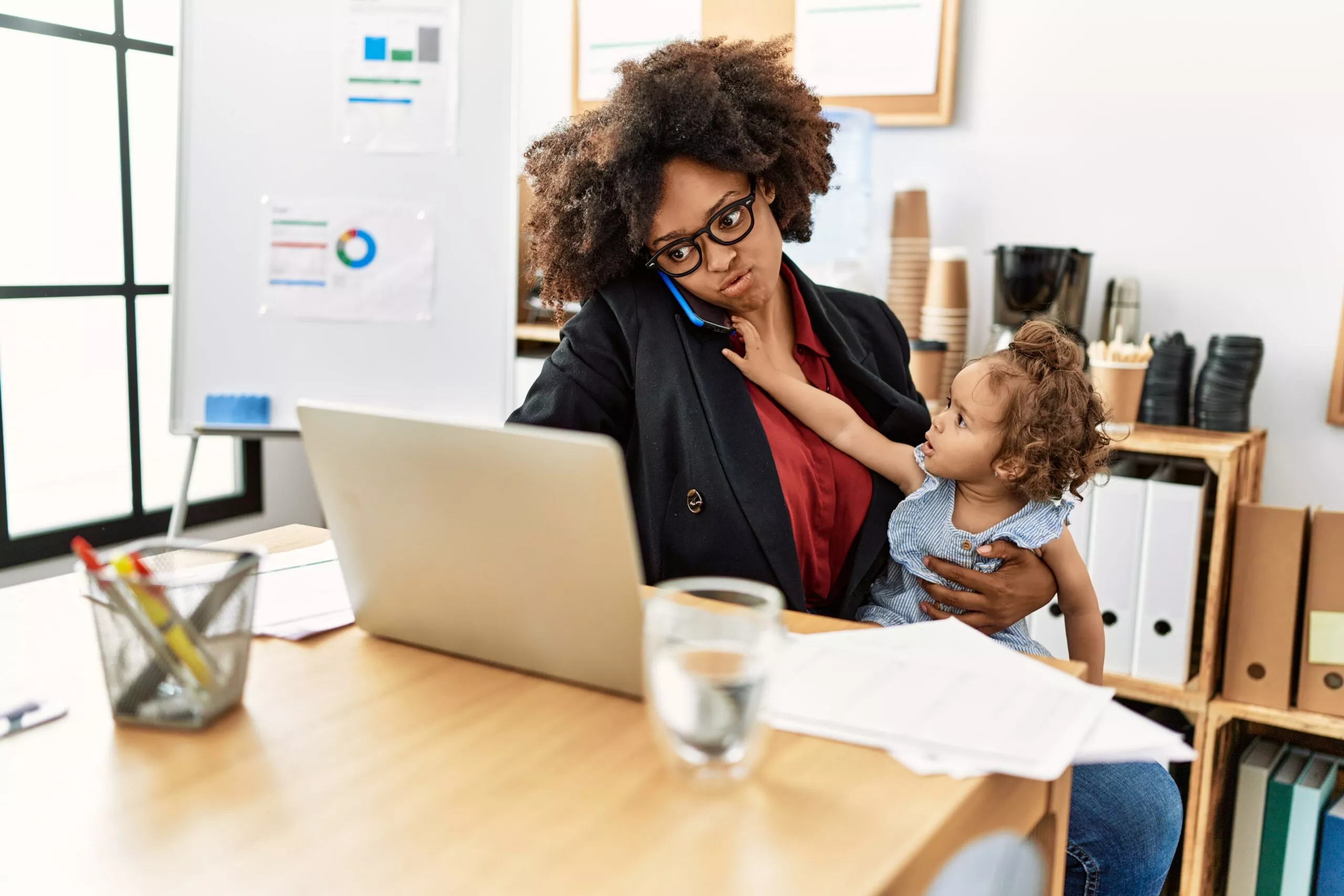 Vous êtes de retour après un congé maternité : quelles obligations pour votre l’employeur